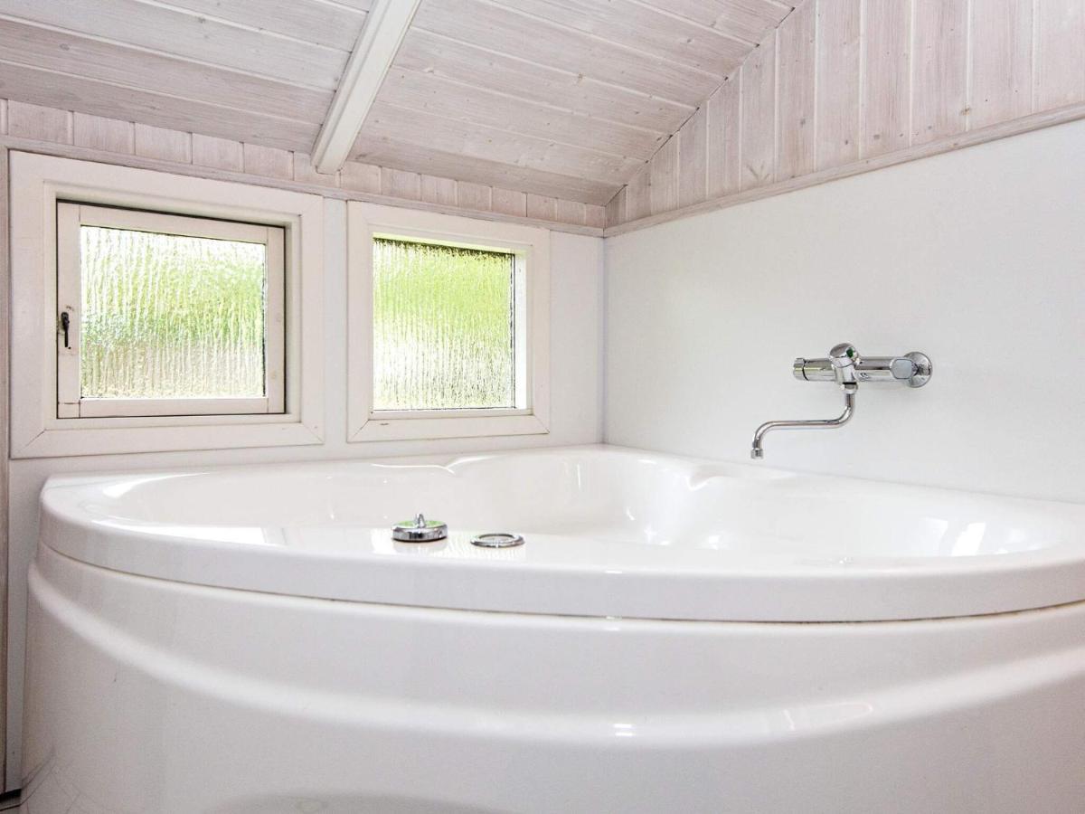 5 Person Holiday Home In B Rkop Egeskov  المظهر الخارجي الصورة